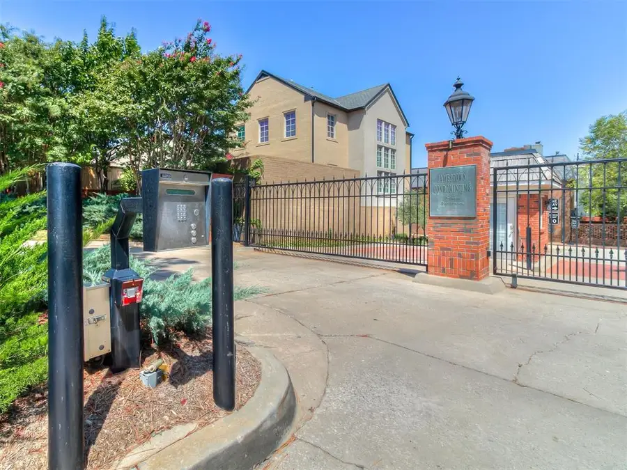 6441 Brandywine Lane, Oklahoma City, OK 73116 - #2