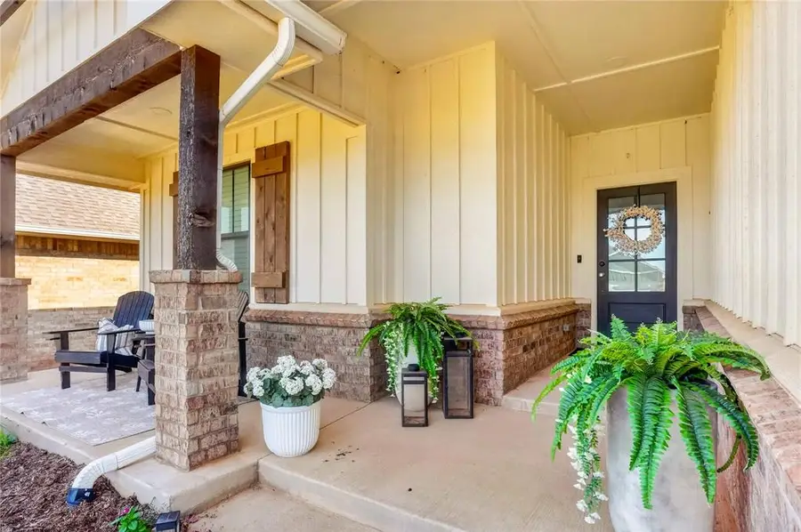 908 SE 30th Street, Moore, OK 73160 - #2