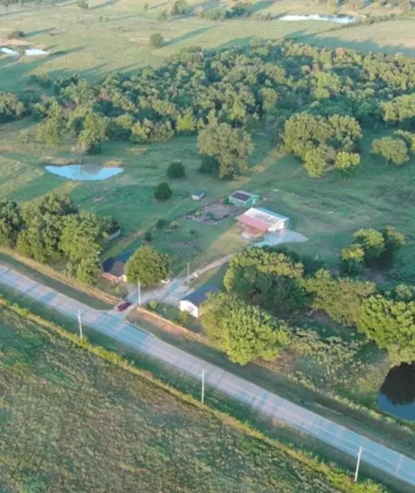 2835 N 389 Road, Lamar, OK 74850