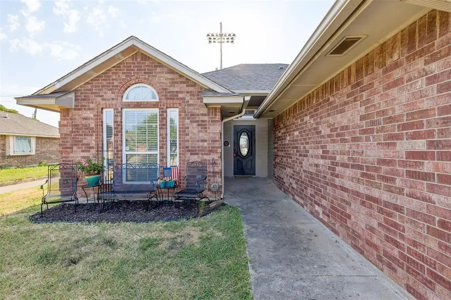 15900 Vicki Drive, Oklahoma City, OK 73170 - #2
