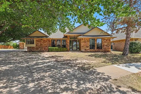1301 SW 107th Place, Oklahoma City, OK 73170