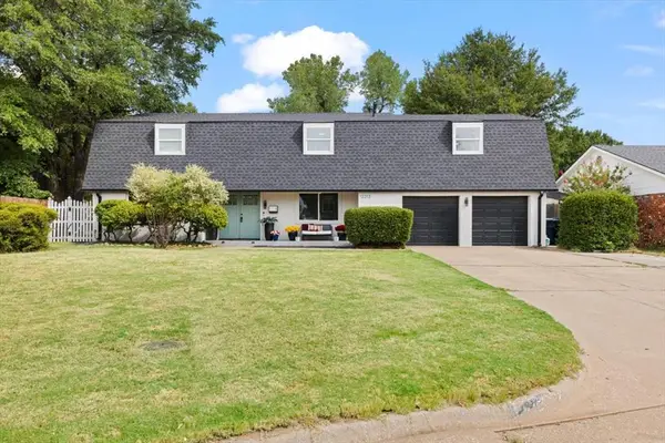 12213 Greystone Terrace, Oklahoma City, OK 73120
