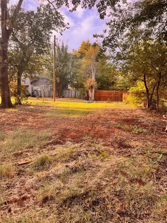 1319 W 1st Street, Elk City, OK 73644 - #2