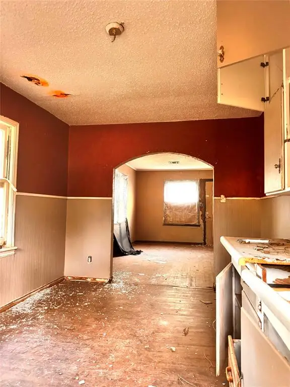 1319 W 1st Street, Elk City, OK 73644 - #3