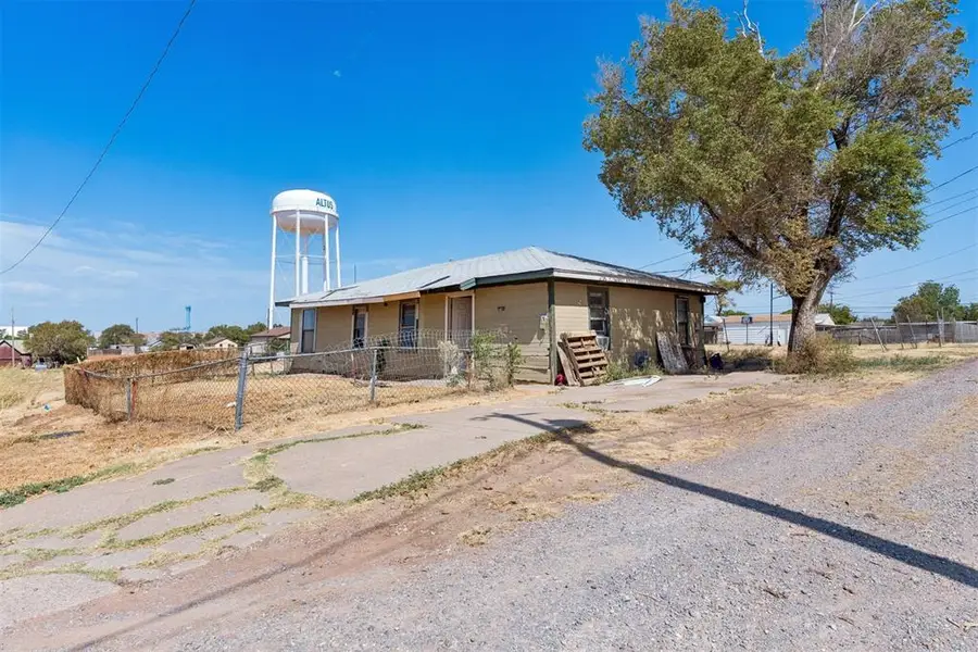 417 W C Street, Altus, OK 73521 - #2