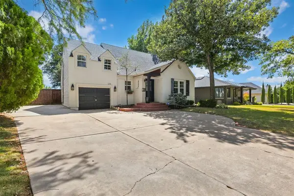 1214 Belford Avenue, Nichols Hills, OK 73116
