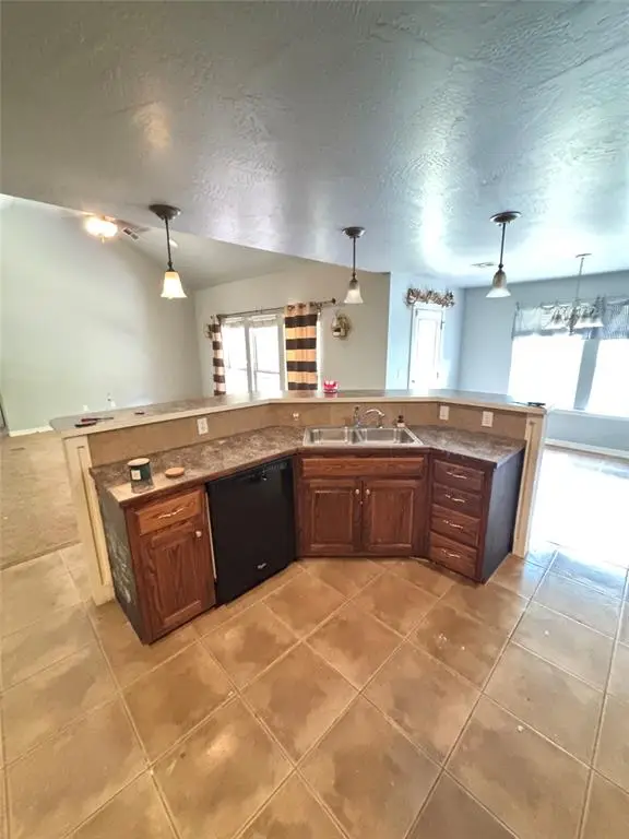 1903 E Duke Avenue, Stillwater, OK 74075 - #2