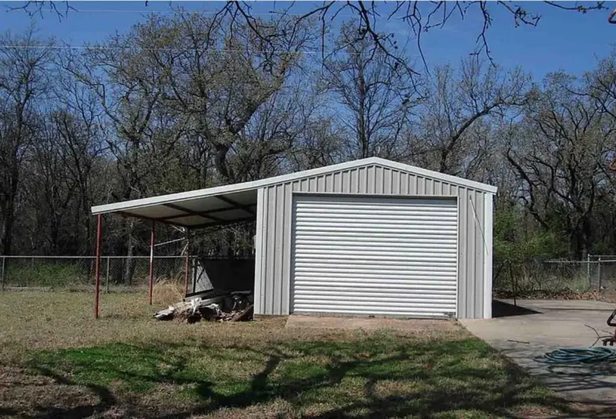 7033 N Lake Front Road, Marlow, OK 73055 - #3