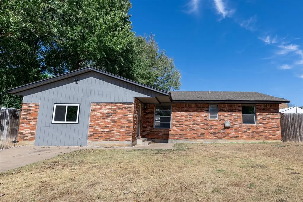 304 Jarman Circle, McLoud, OK 74851 - #1