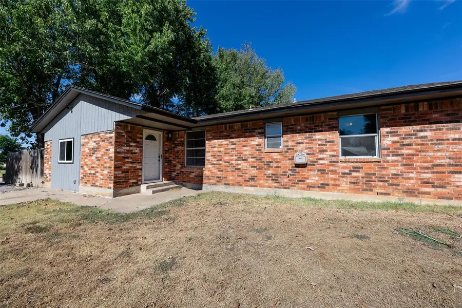 304 Jarman Circle, McLoud, OK 74851 - #2