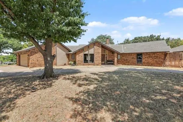 6117 W Gun Hill Way, Oklahoma City, OK 73132 - #1