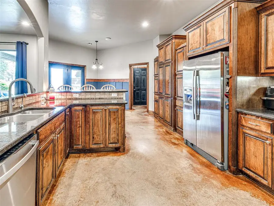 4608 Shoreside Drive, Tuttle, OK 73089 - #3