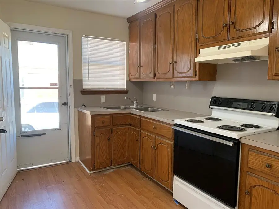 553 E Indian Drive, Oklahoma City, OK 73110 - #3