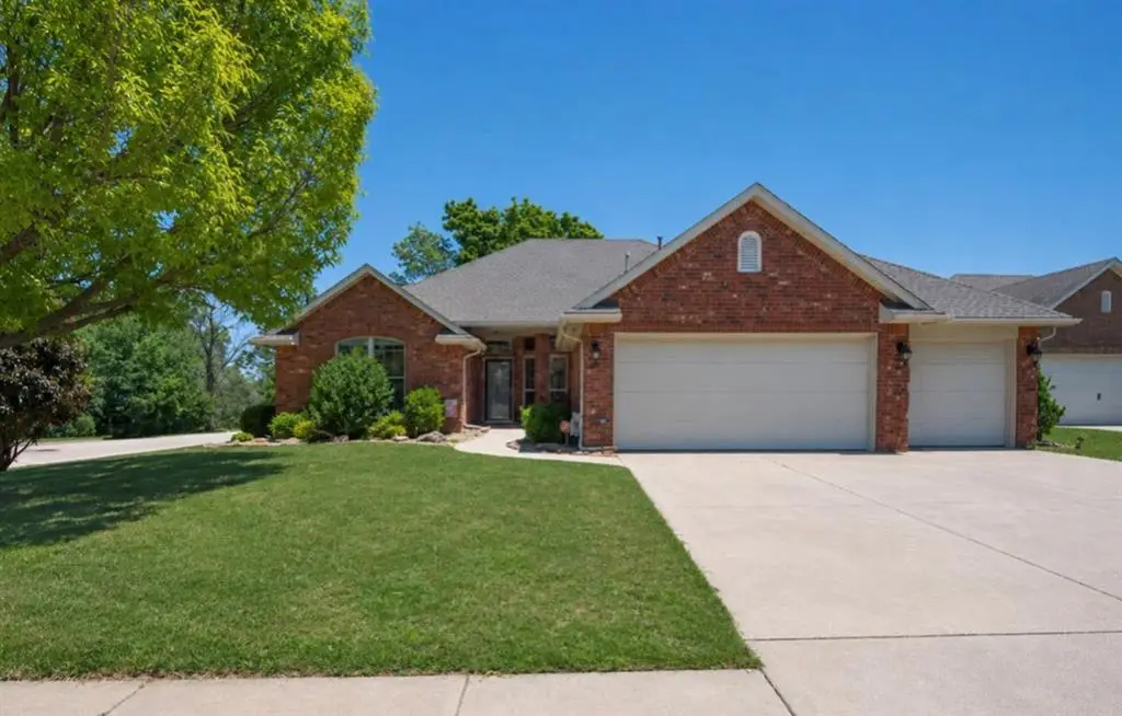 3424 Valley Hollow, Norman, OK 73071 - #1