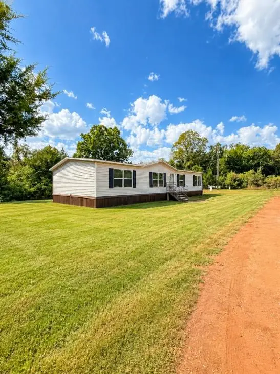 12930 Deer Drive, Luther, OK 73054