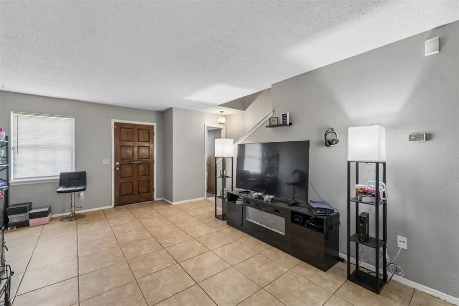 11429 N May Avenue, Oklahoma City, OK 73120 - #3