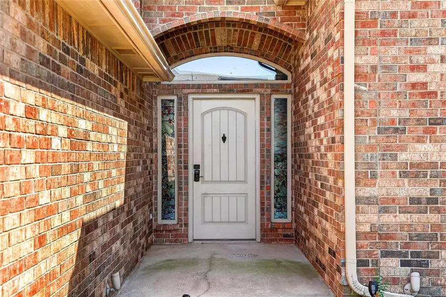 3204 Valley Brook, Norman, OK 73071 - #2