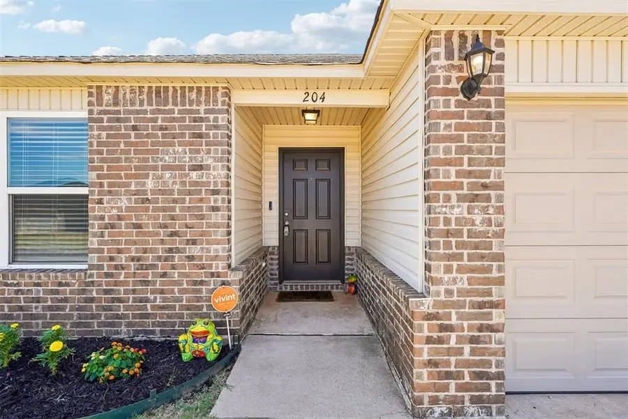 204 SE 4th Street, Newcastle, OK 73065 - #2