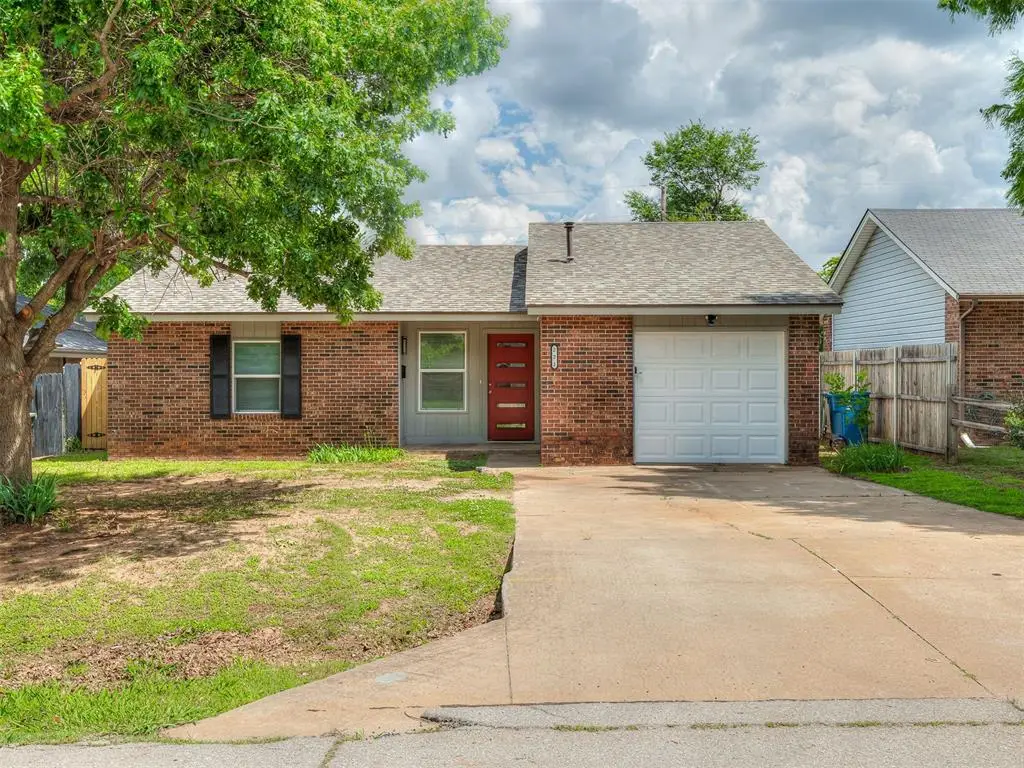 221 W Wayne Street, Edmond, OK 73003 - #1
