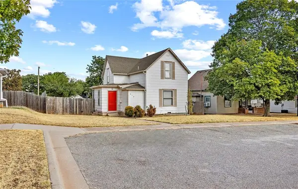 618 N State Street, Weatherford, OK 73096