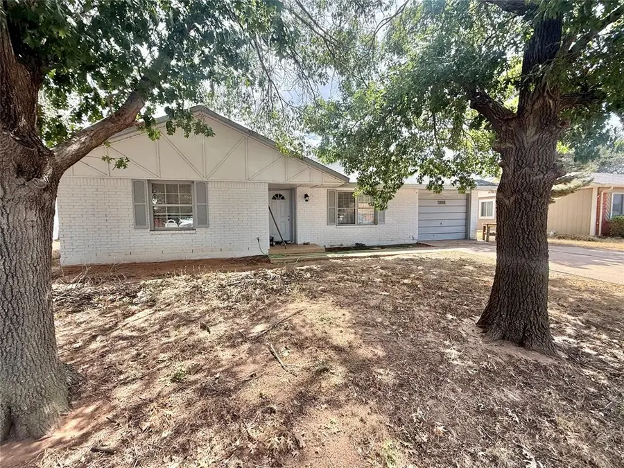 512 Mercury Street, Altus, OK 73521 - #2