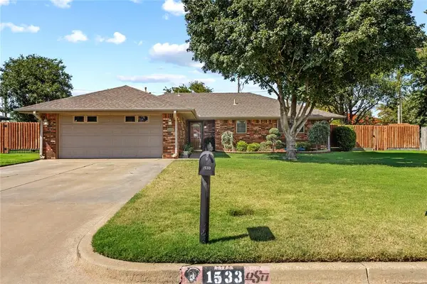 1533 Saber Lane, Weatherford, OK 73096