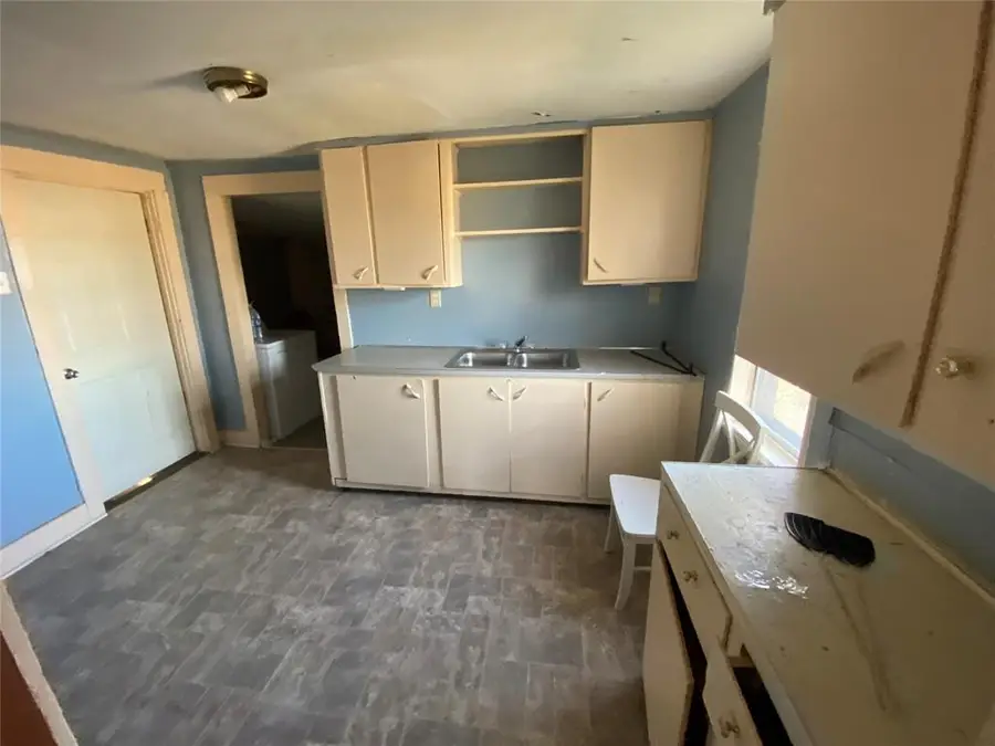 119 S 7th Street, Okemah, OK 74859 - #2