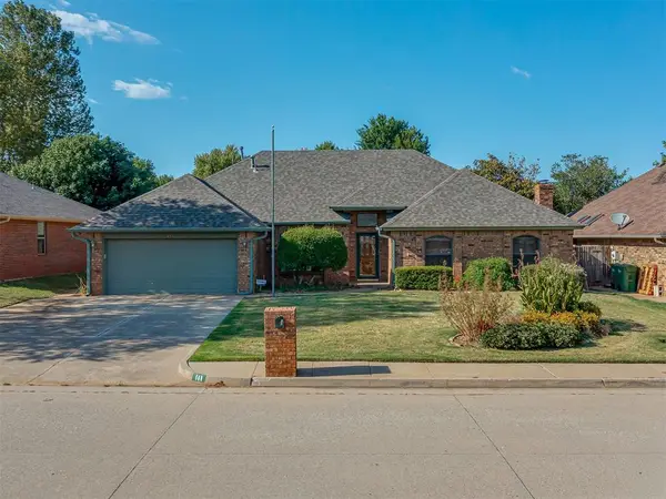 141 E Olympic Drive, Yukon, OK 73099