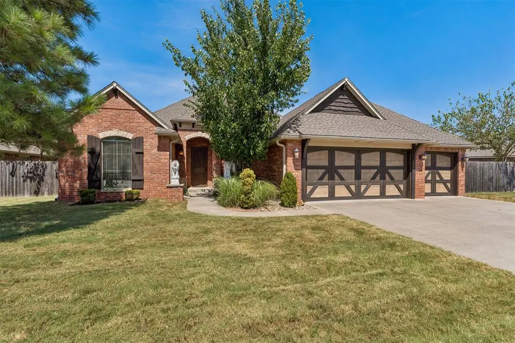 523 Woods Way, Moore, OK 73160 - #1