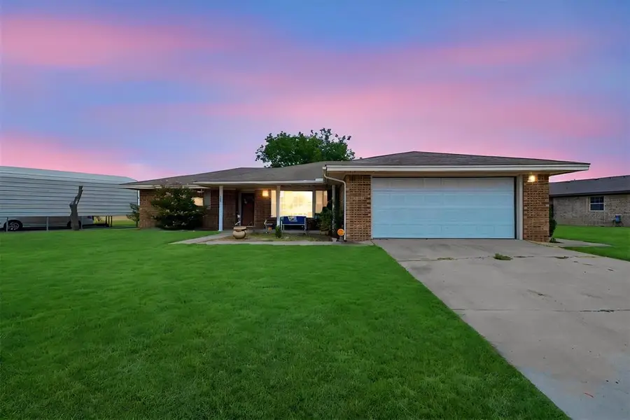 117 W 12th Street, Snyder, OK 73566 - #3