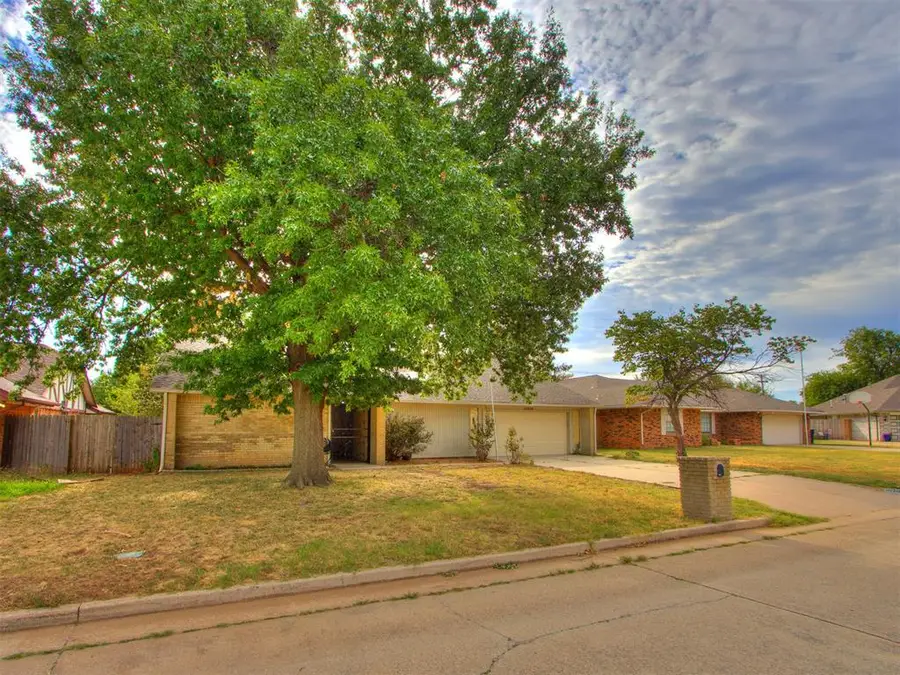 10204 Glendover Avenue, Oklahoma City, OK 73162 - #3