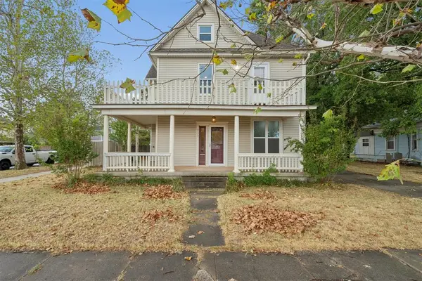 230 E Lincoln Avenue, Edmond, OK 73034