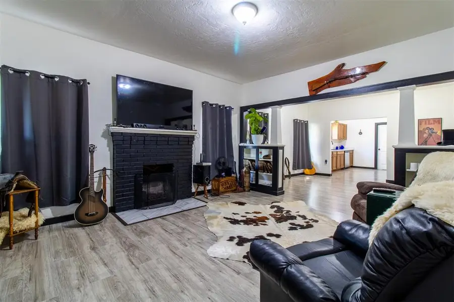1017 E Main Street, Shawnee, OK 74801 - #3