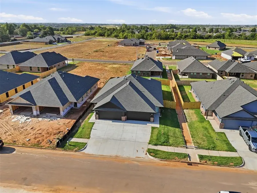 1713 Short Cove Drive, Yukon, OK 73099 - #3