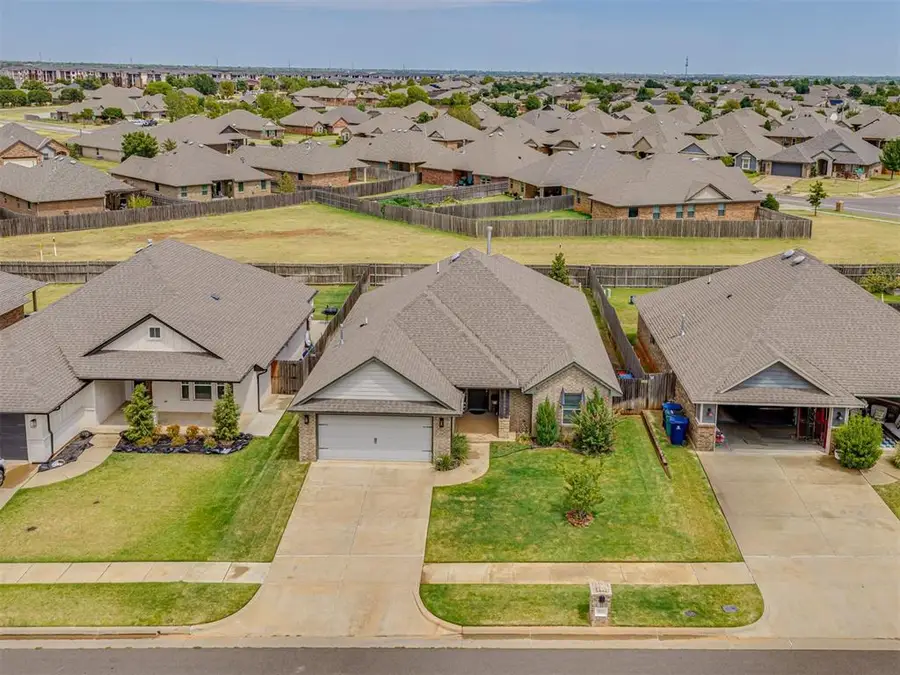 18512 Winamack Road, Edmond, OK 73012 - #2