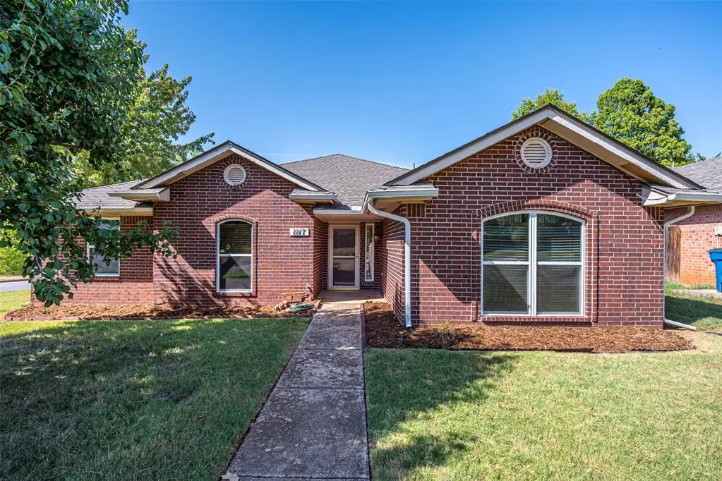 1117 Pruett Drive, Edmond, OK 73003 - #1
