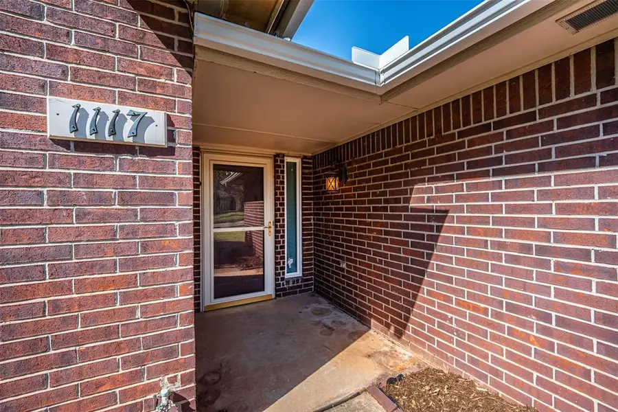 1117 Pruett Drive, Edmond, OK 73003 - #3