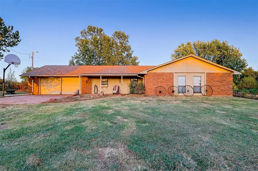 201 N 72nd Street, Noble, OK 73068 - #3