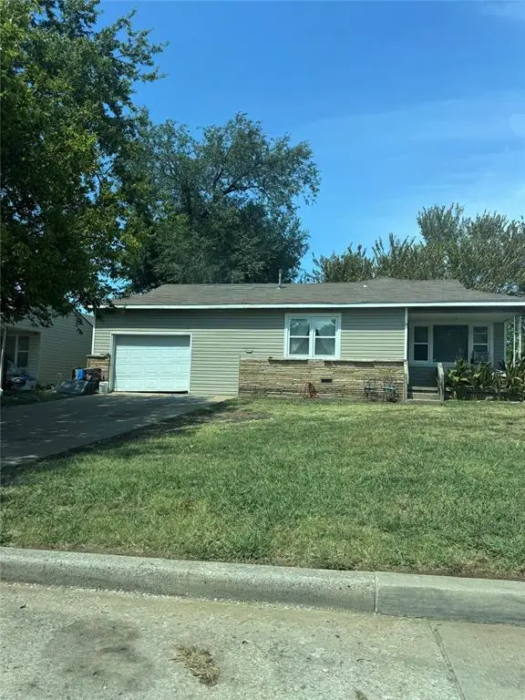 13 E 44th Street, Tulsa, OK 74105