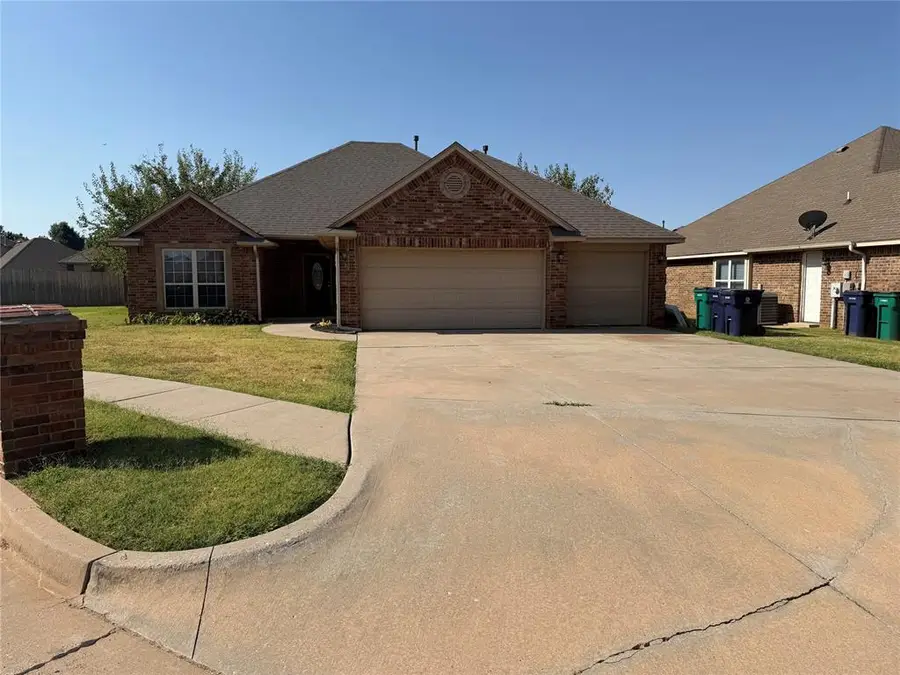9008 NW 81st Street, Yukon, OK 73099 - #2