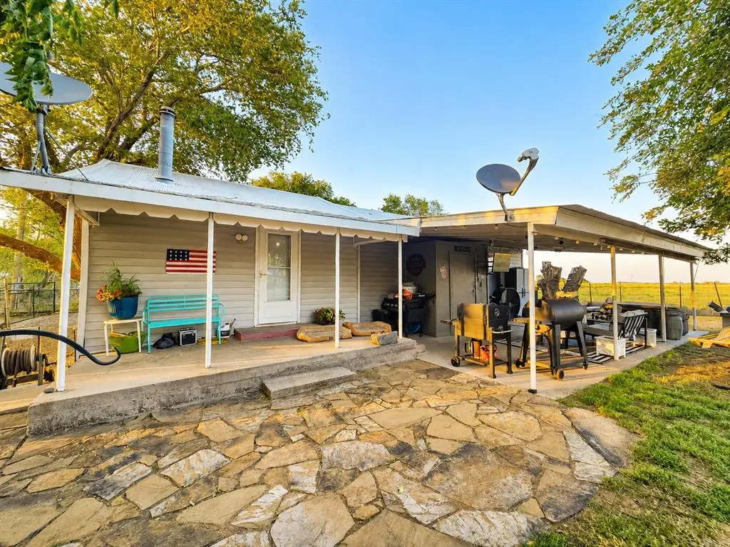 20456 E 1410 Road #109, Lone Wolf, OK 73655 - #1