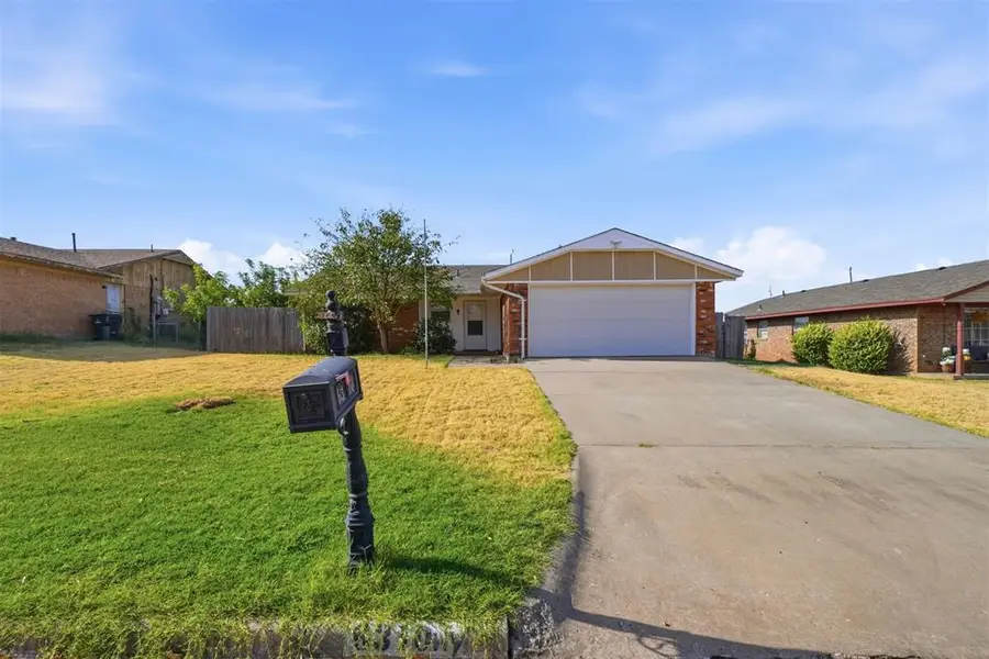 6310 SW Park Place, Lawton, OK 73505 - #2