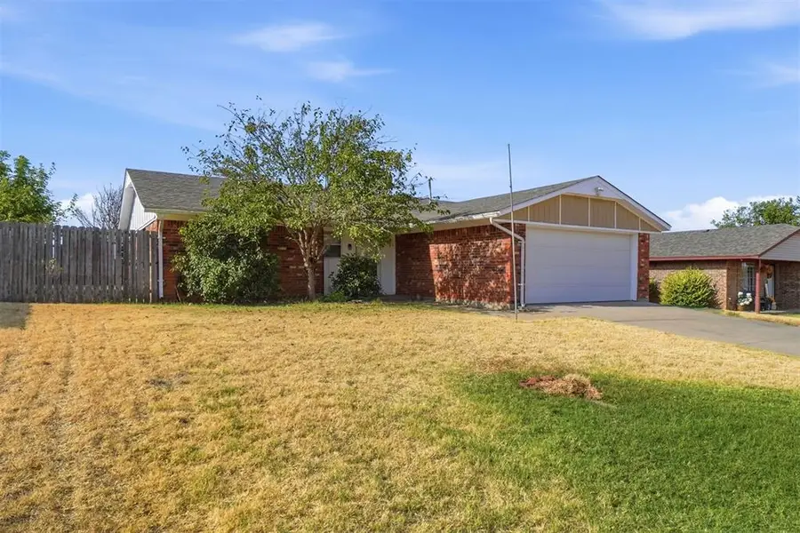 6310 SW Park Place, Lawton, OK 73505 - #3