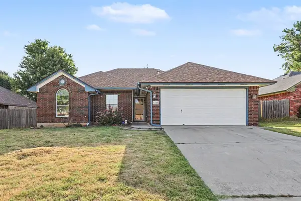 1808 Butterfield Trail, Choctaw, OK 73020
