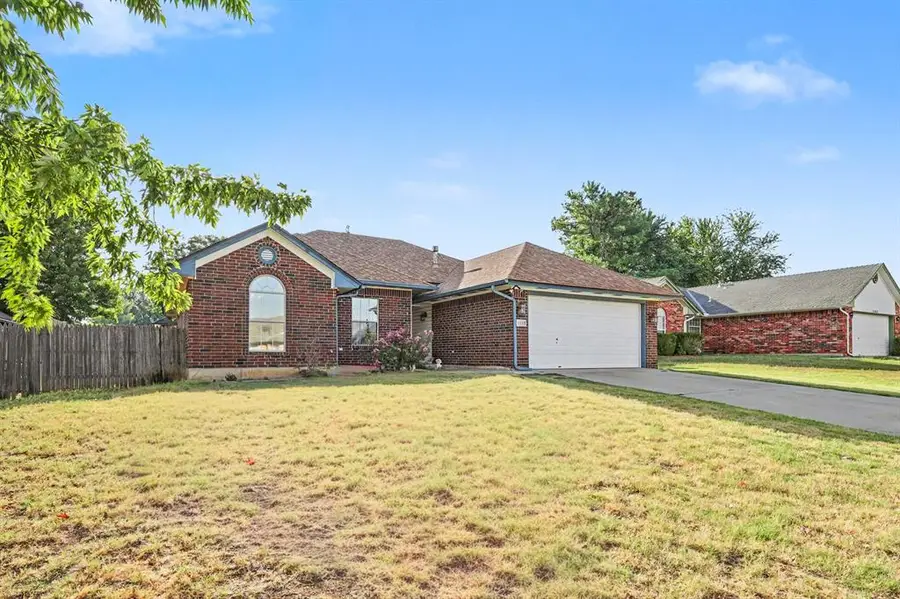 1808 Butterfield Trail, Choctaw, OK 73020 - #2