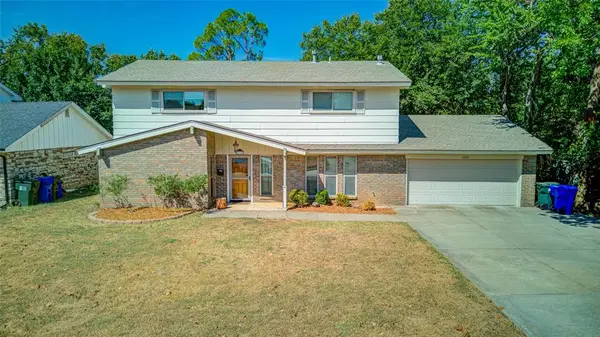 1220 Barkley Avenue, Norman, OK 73071