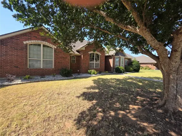 2416 Birmingham Drive, Norman, OK 73071