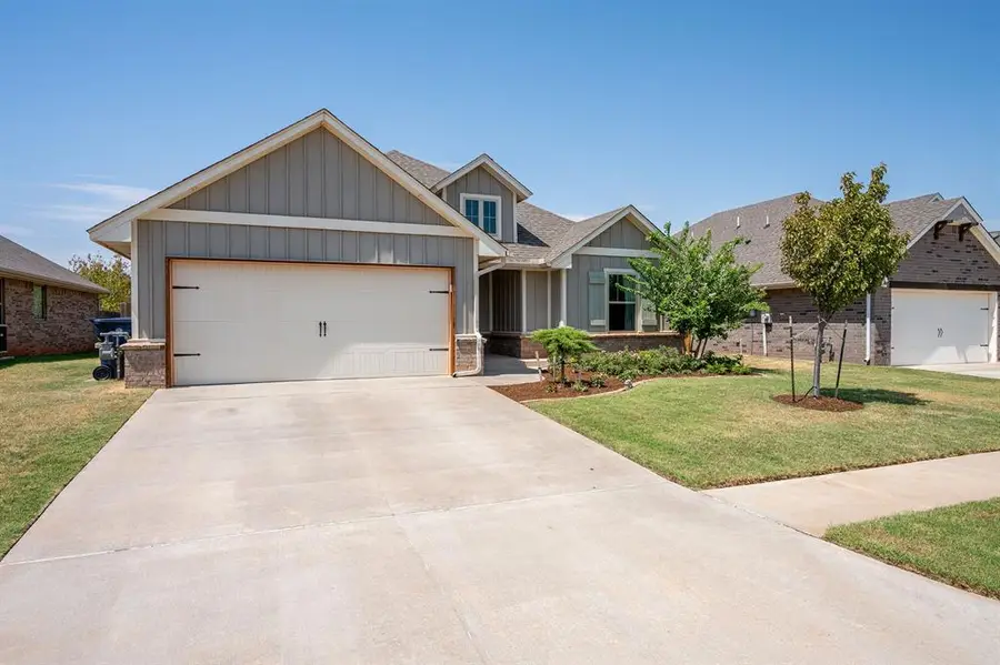 16121 Villa Valeria Way, Edmond, OK 73013 - #2