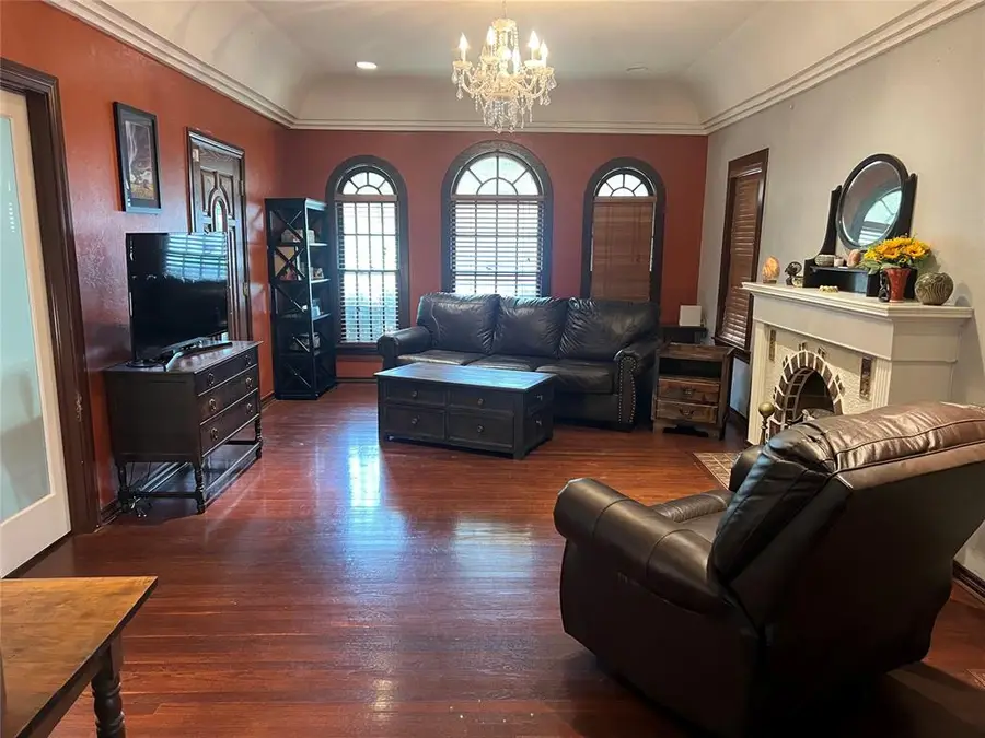 2861 NW 20th Street, Oklahoma City, OK 73107 - #2