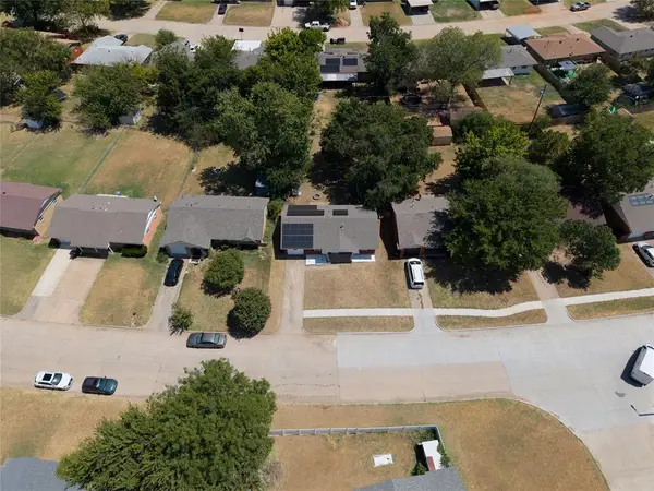 748 N Markwell Avenue, Moore, OK 73160